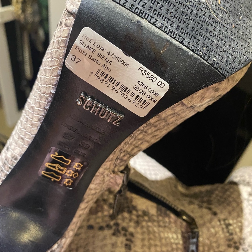 Schutz Python Booties, Euc Size 37very Minimal We… - image 1